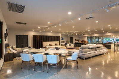 la furniture store interior